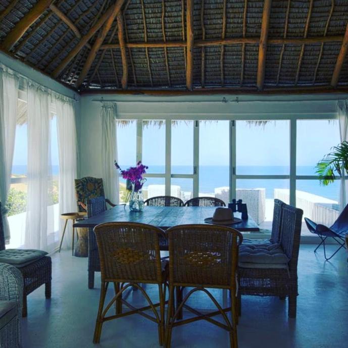 Mar-Me-Quer, Eco Beach Retreat Инямбане Екстериор снимка